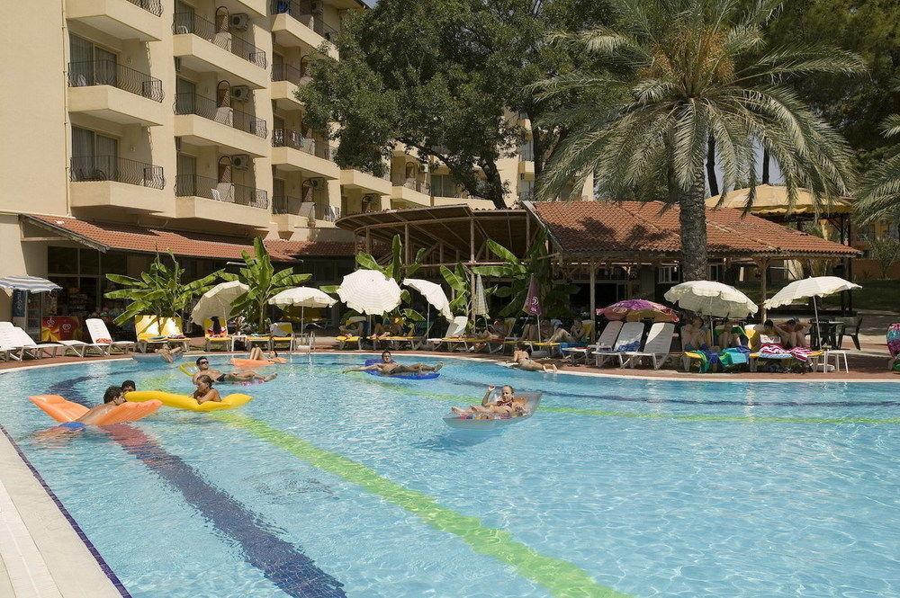 Side Palm D'Or Hotel Bagian luar foto