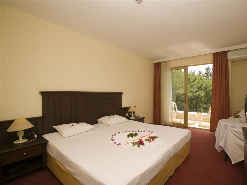 Side Palm D'Or Hotel Bagian luar foto